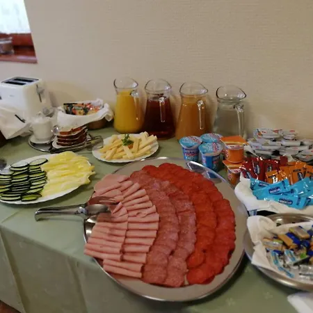 Bed & Breakfast Park Panzio*** 3*